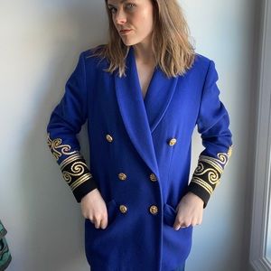 Vintage Wool/Cashmere 80s Blazer w/ gold details